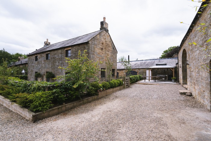 The Dairy cottage courtyard