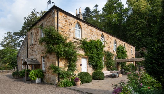 Country cottages in Northumberland countryside available for last minute summer holiday