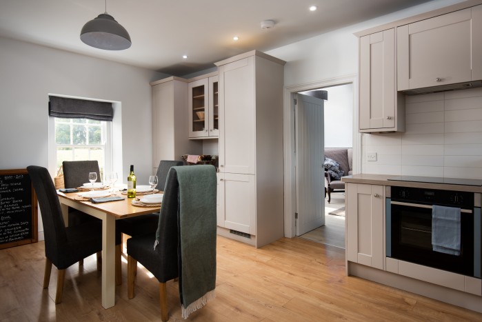 self catering holiday with modern kitchen and dining table in Northumberland