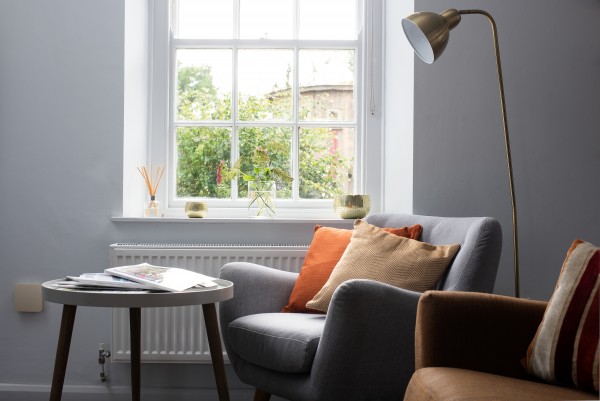 Dog friendly holiday cottage with countryside views